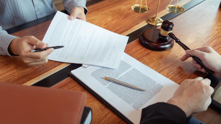 Rédiger un testament à Laon, une étape clé pour protéger vos proches